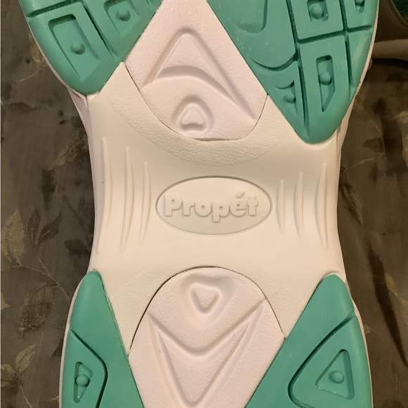 Propet Teal and Gray Women's Sneakers, Size 13X, NWOT. - Picture 14 of 14